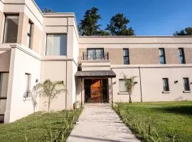 Casa Robles Coliving