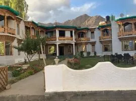 Mandalchan hotel