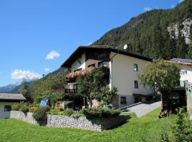 Gästehaus Scherl，位于佩特诺伊阿尔贝格的住宿加早餐旅馆