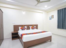 FabHotel Frendz - Nr Hitech City Metro Station，位于加姆布的酒店