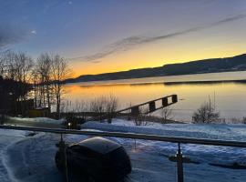 Beautiful house by the sea，位于阿斯克尔的酒店