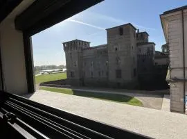 Castle Charm Apartment
