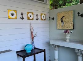 Gingerbread Man's Cottage，位于塞吉菲尔德的酒店