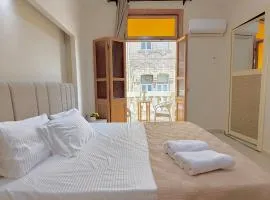 La Bella Casa Hostel