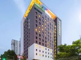 首尔江南大使宜必思尚品酒店