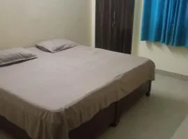 Yog Kul HomeStay - Budget