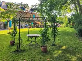 Beautiful Home In Charritte-De-Bas