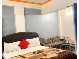 HOTEL PREMIUM TEMPLE CITY PALACE Near Kashi Vishwanath Temple - A PREMIUM GUEST HOUSE IN VARANASI