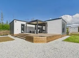 Chalet neuf pour 6 avec piscine chauffée à l'année
