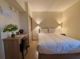 Hotel Asia Pacifico，位于圣地亚哥阿图罗-梅里诺-贝尼特斯国际机场 - SCL附近的酒店