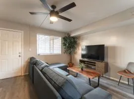 Central Apartment in Arcadia with Pool