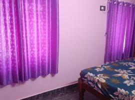 Mahalinga Residency，位于Tiruvidaimarudūr的酒店
