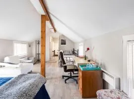 Heart of Historic Wurtsboro Suite 6