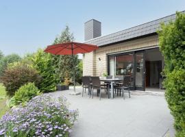 Lensterstrand Oase，位于Lenste的酒店