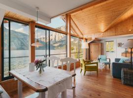 Strandcafé Hideaways Altaussee，位于阿尔陶塞的酒店