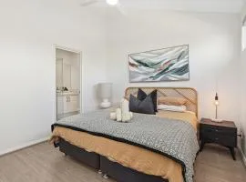 Tranquil Tree Views 2 Bedroom 2 Bathroom Apartment