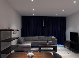 Brand new apartmentWith a nice view balcony，位于锡卜的酒店