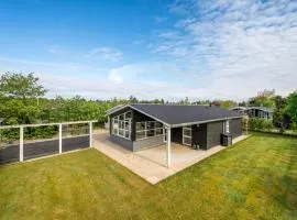 3 Bedroom Cozy Home In Tarm