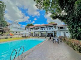 Fernando's Hotel，位于Sorsogon的带泳池的酒店