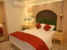 Hotel The Raghavas'