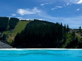 SAVOIE Apartments Bukovel，位于布克维的酒店