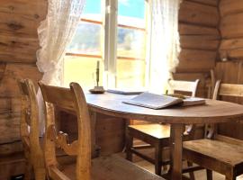 Stallen - koselig lite hus på gårdstun
