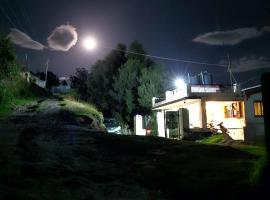 kurinji hill crest Kodaikanal，位于科代卡纳尔的酒店