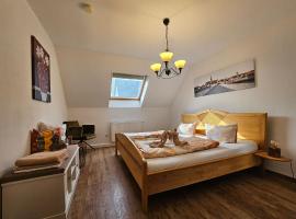 Ferienwohnung Martina，位于Sinzing的酒店