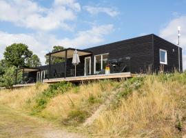 DCU-Camping Ebeltoft - Mols，位于埃贝尔托夫特的带泳池的酒店