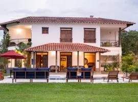 La Herencia Hotel