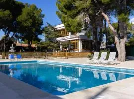 INNOUTHOME Gran casa y piscina torrente