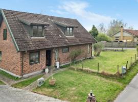 3 Bedroom Cozy Home In Rørvig，位于勒维的酒店