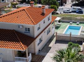 Apartament Casa Bonfill，位于安波拉的酒店