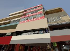 Super Hotel O Metro Inn Near Worlds Of Wonder，位于Kalkaji Devi的酒店