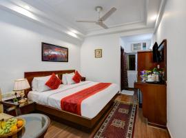 Hotel Chanchal Deluxe - New Delhi Train Station，位于新德里的豪华酒店