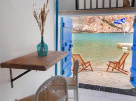 Billy's Boathouse，位于Firopótamos的酒店