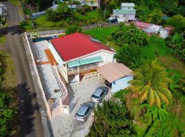 super grand T2 au robert，位于勒罗贝尔的酒店