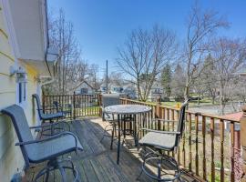 Less Than 1 Mi to Old Town Lansing Home with Furnished Deck