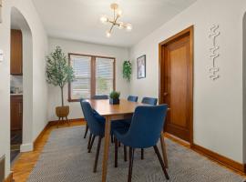 3 BDRM Comfortable and Convenient，位于罗克福德的乡村别墅