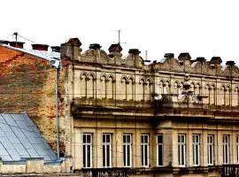 Mini-Hotel Under The Roof