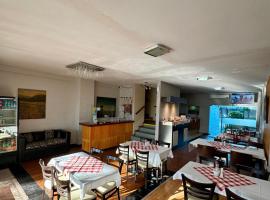 Hotel Sol De Caroya，位于科洛尼亚卡罗亚的酒店