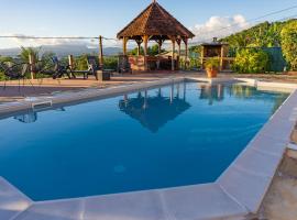 VillaPanoramic，位于Ducos的酒店