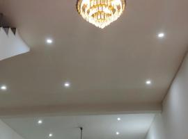 Kamal kishori Dham Guest house，位于Barsāna的酒店