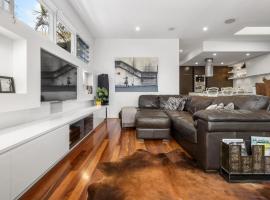 Inner Vibes - 5 minute walk to Beaumont Street，位于Hamilton的酒店
