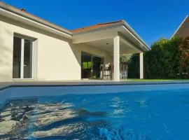 L'HACIENDA spapoollake