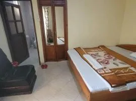Seven Eleven Hotel