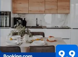 Lili Rose Mandre - Exclusive Family Apartments with Sea View, Just Steps from Beach