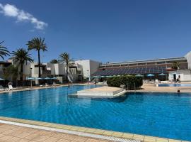 Everything You Need All Right Here，位于拉斯加莱塔斯的酒店