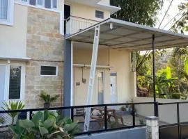 Villa Varsa Batu