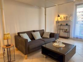 Annecy cozy studio with terrace，位于安锡的酒店